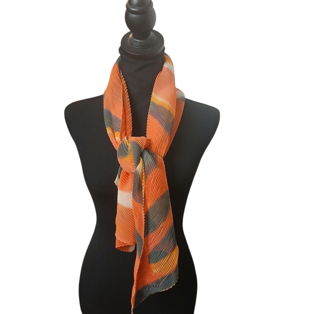Scarf for Woman multi color wave fashion NWT - Picture 6 of 6